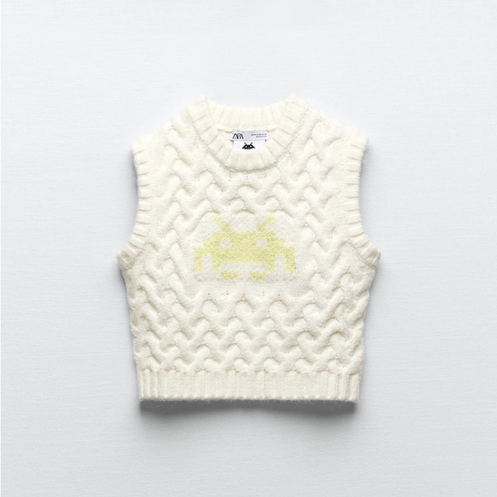 Zara Women's Space Invaders Taito Sweater Knit Short Vest - Picture 4 of 11